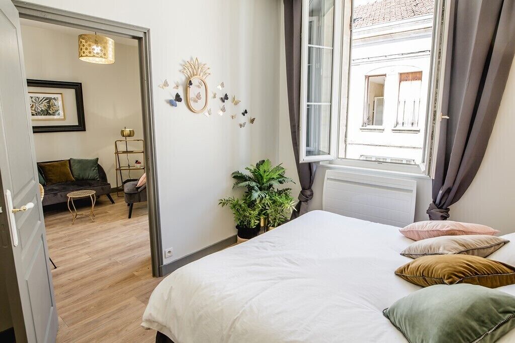 1 bedroom, iron/ironing board, free WiFi, bed sheets