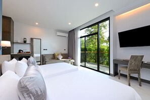 Caja de seguridad en la habitación, escritorio y wifi gratis 