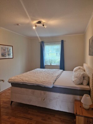 2 Schlafzimmer, Bettwäsche