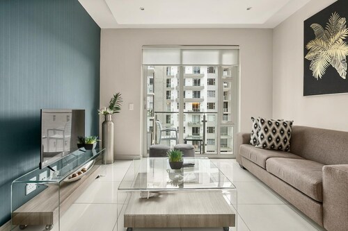 Easy Stay - The Tyrwhitt