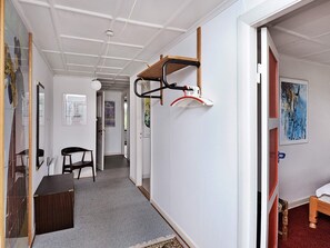 4 bedrooms, cots/infant beds, individually furnished - Lovely Holiday Home in Fanø near Sea (Fano)