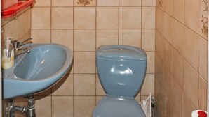 Bathroom - Lovely Holiday Home in Fanø near Sea (Fano)