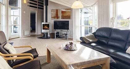 10 Person Holiday Home in Rudkobing-by Traum