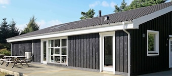Luxurious Holiday Home in Hals With Sauna