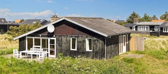 6 Person Holiday Home in Thisted-by Traum