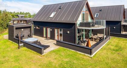 Plush Holiday Home in Rømø near Sea