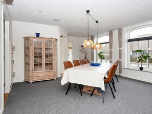 House | Dining