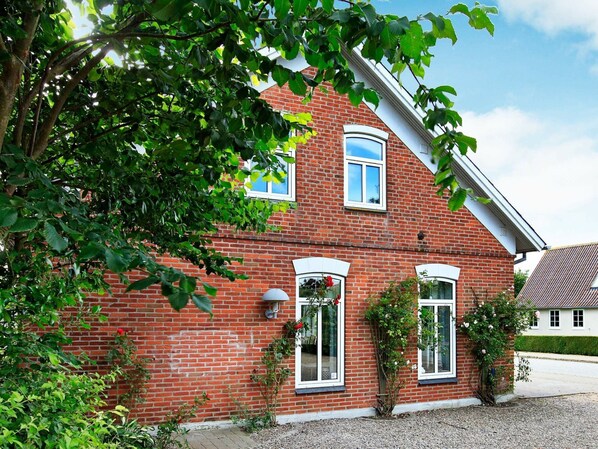 House | Exterior