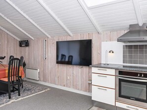 Apartment | Interior - 6 Person Holiday Home in Romo (Rømø)