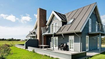 House | Exterior