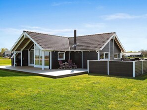 Exterior - 5 Star Holiday Home in Storvorde (Storvorde)