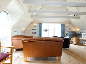 Interior - 10 Person Holiday Home in Blavand (Blavand)