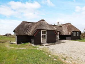 Exterior - 10 Person Holiday Home in Blavand (Blavand)
