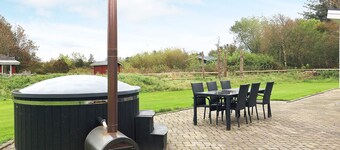 5 Star Holiday Home in Lokken