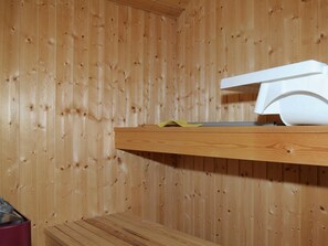 Sauna - Restful Holiday Home in Ringkøbing With Whirlpool (Ringkobing)