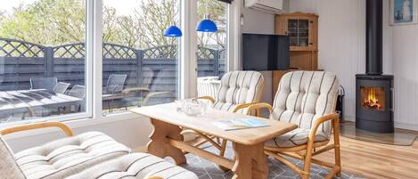 House | Living area | TV