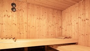 House | Sauna - 4 Person Holiday Home in Lokken (Lokken)