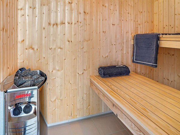House | Sauna