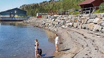 House | Beach | Fishing