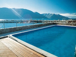 Hus | Pool | Utomhuspool