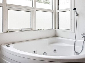 House | Spa treatment