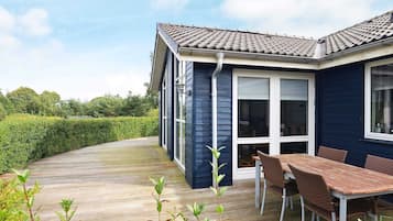 Rumah | Tempat makan outdoor