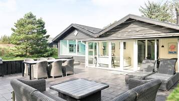House | Exterior