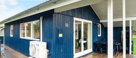 House | Bahagian luar