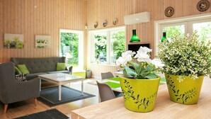 Lobby - Lovely Holiday Home in Falster Denmark With Terrace (Vaeggerlose)