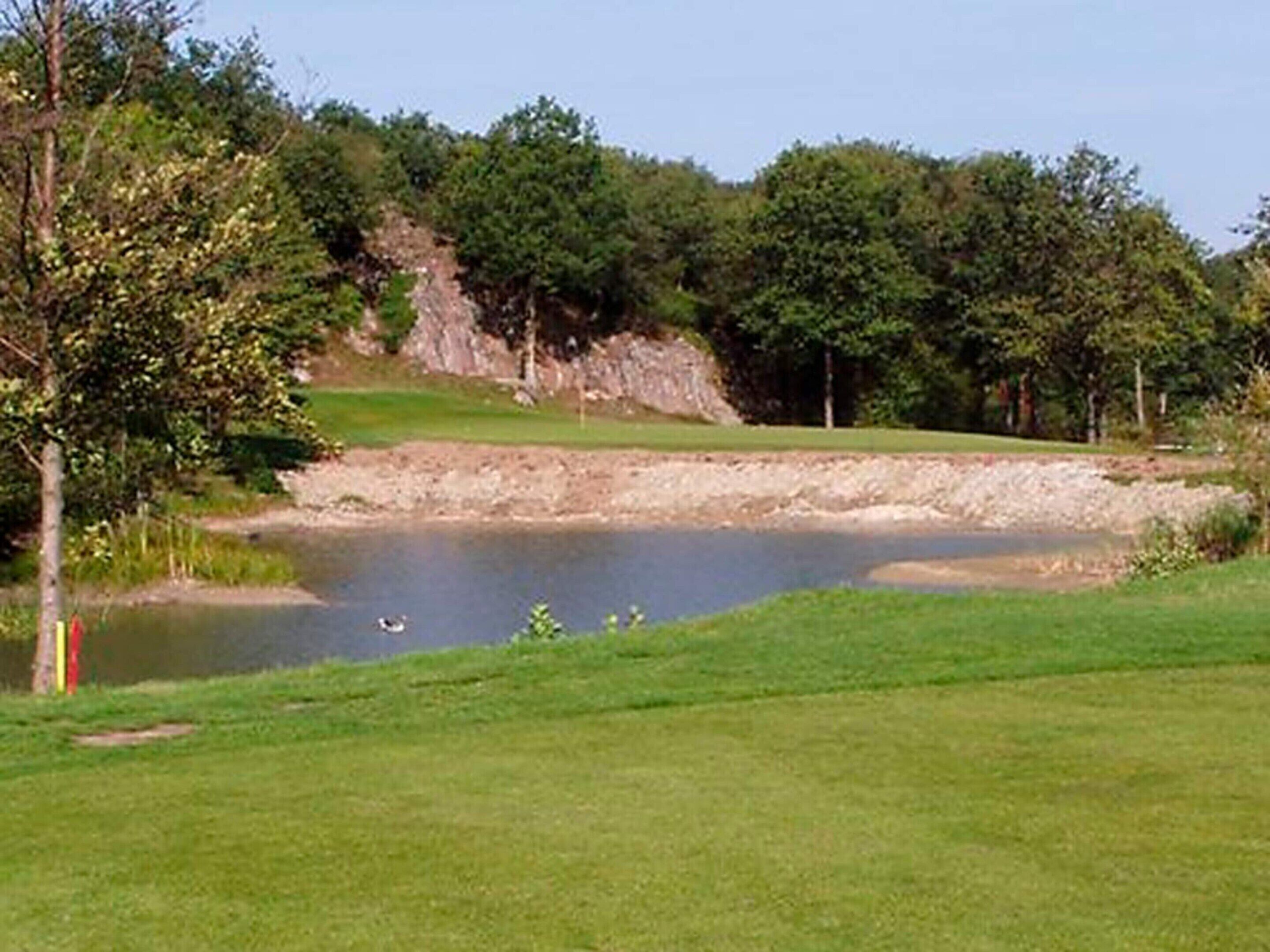 House | Golf