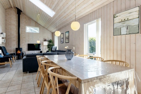 House | Dining