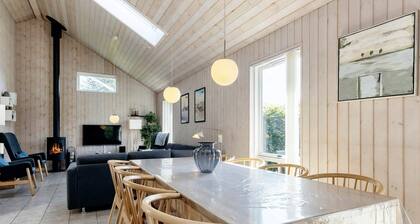 10 Person Holiday Home in Storvorde-by Traum