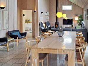 House | Dining - 10 Person Holiday Home in Storvorde-by Traum (Storvorde)