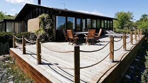 Balcony - Beautiful Holiday Home in Vejby With Whirlpool (Vejby)