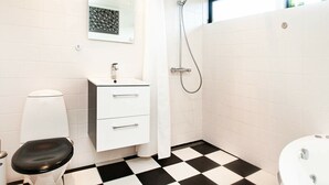Bathroom - Beautiful Holiday Home in Vejby With Whirlpool (Vejby)