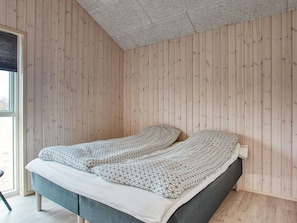 4 bedrooms