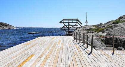 6 Person Holiday Home in Skärhamn