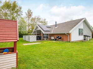 House | Exterior - 4 Star Holiday Home in Juelsminde (Horsens)