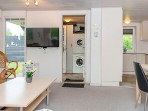 House | Interior - 6 Person Holiday Home in Hemmet (Hemmet)