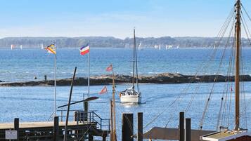 Apartment | Water view