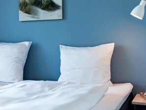 2 bedrooms, bed sheets