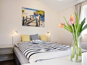 Cribs/infant beds - 2 Person Holiday Home in Scharbeutz (Scharbeutz)