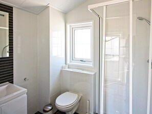Bathroom - 2 Person Holiday Home in Scharbeutz (Scharbeutz)