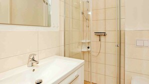 Bathroom - Holiday Home in Wendtorf (Wendtorf)