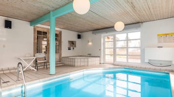Hus | Pool | Indendørs pool, udendørs pool
