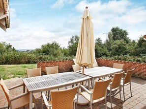 House | Tempat makan