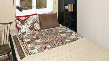 1 bedroom, individually furnished