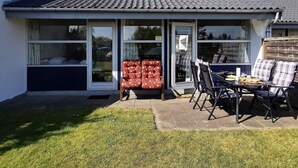House | Exterior - 4 Person Holiday Home in Vaeggerlose (Vaeggerlose)