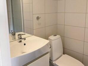 Shower - 7 Person Holiday Home in Båstad (Bastad)