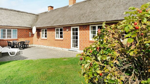 House | Exterior - Fantastic Holiday Home in Blåvand With Sauna (Blavand)